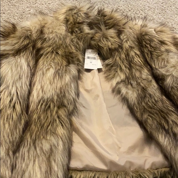 fernanda fur coat